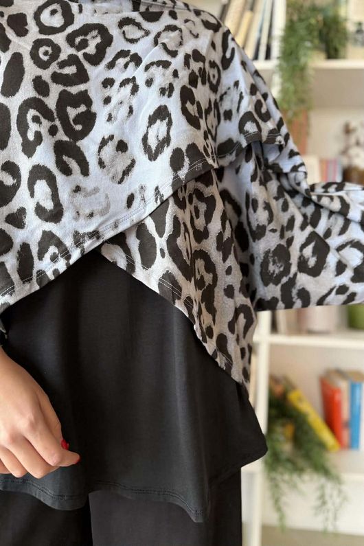 Toka Wraparoo Top Leopard Denim -